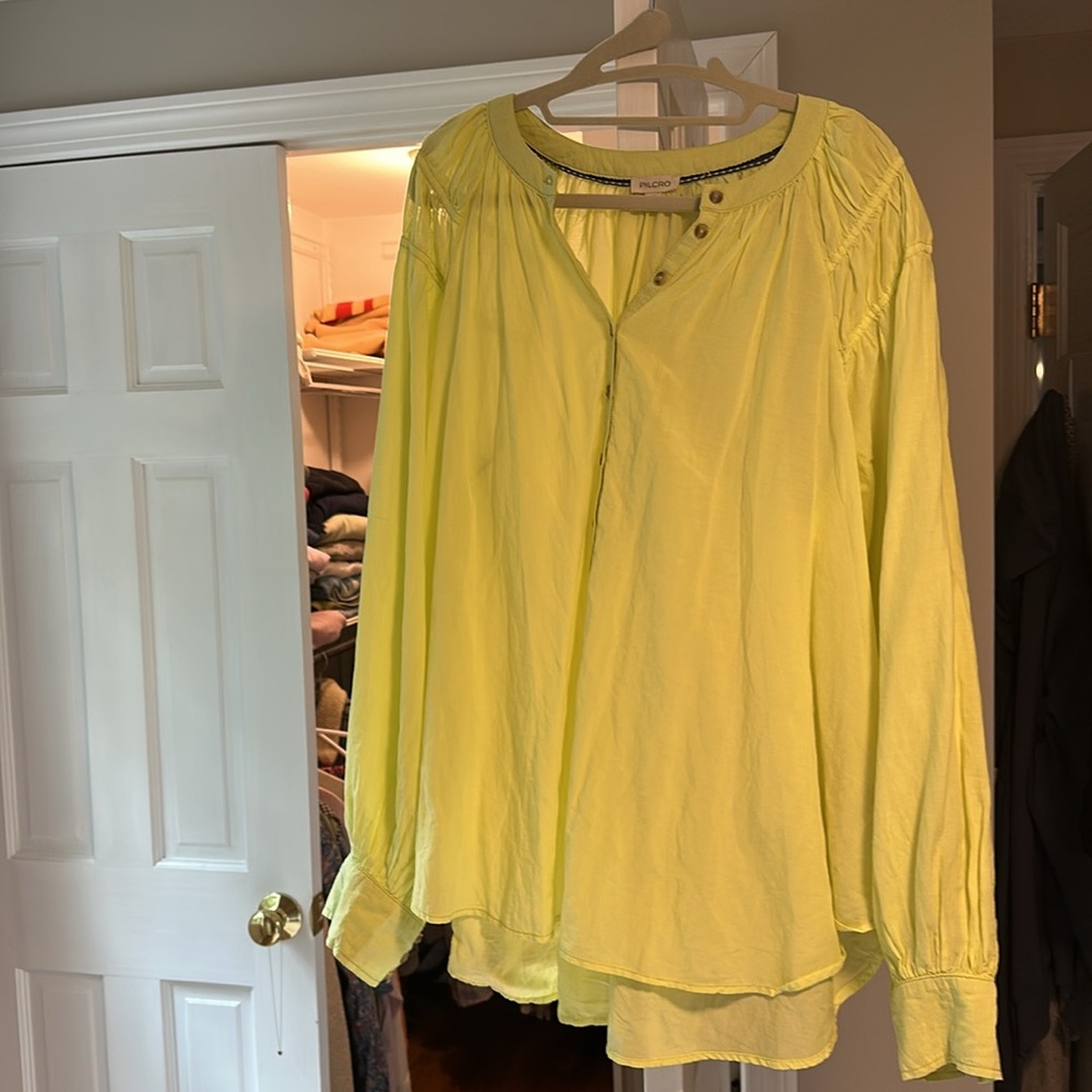 Anthropologie Flowy Yellow/green Blouse